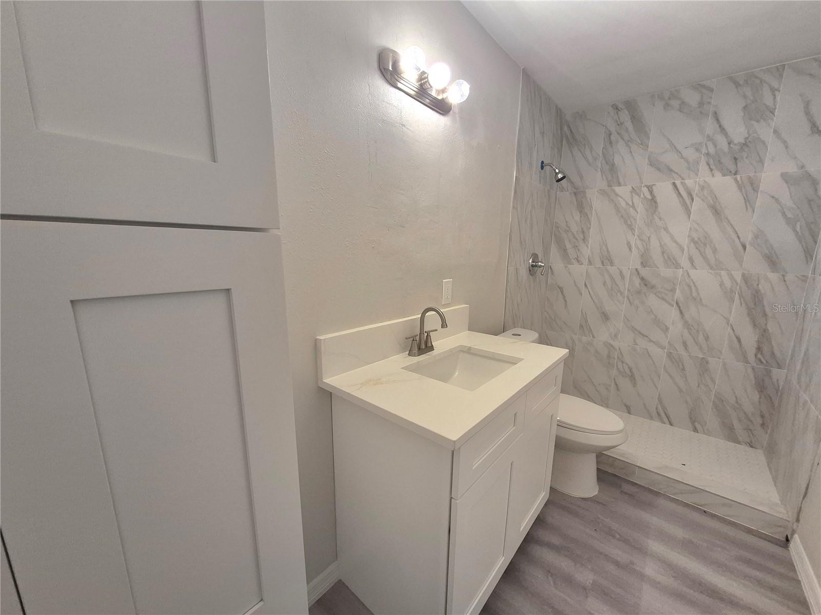 Image 13 of 13 For 618 Aurora Street