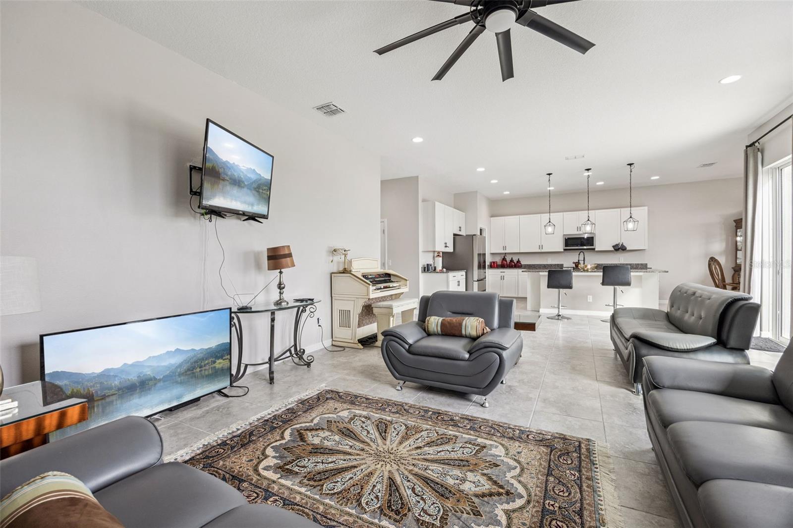 Image 10 of 61 For 2091 Brillante Drive