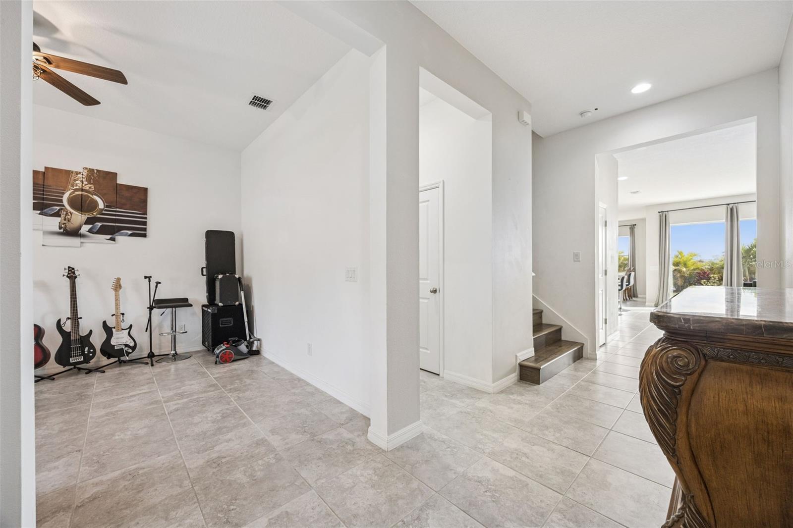 Image 16 of 61 For 2091 Brillante Drive