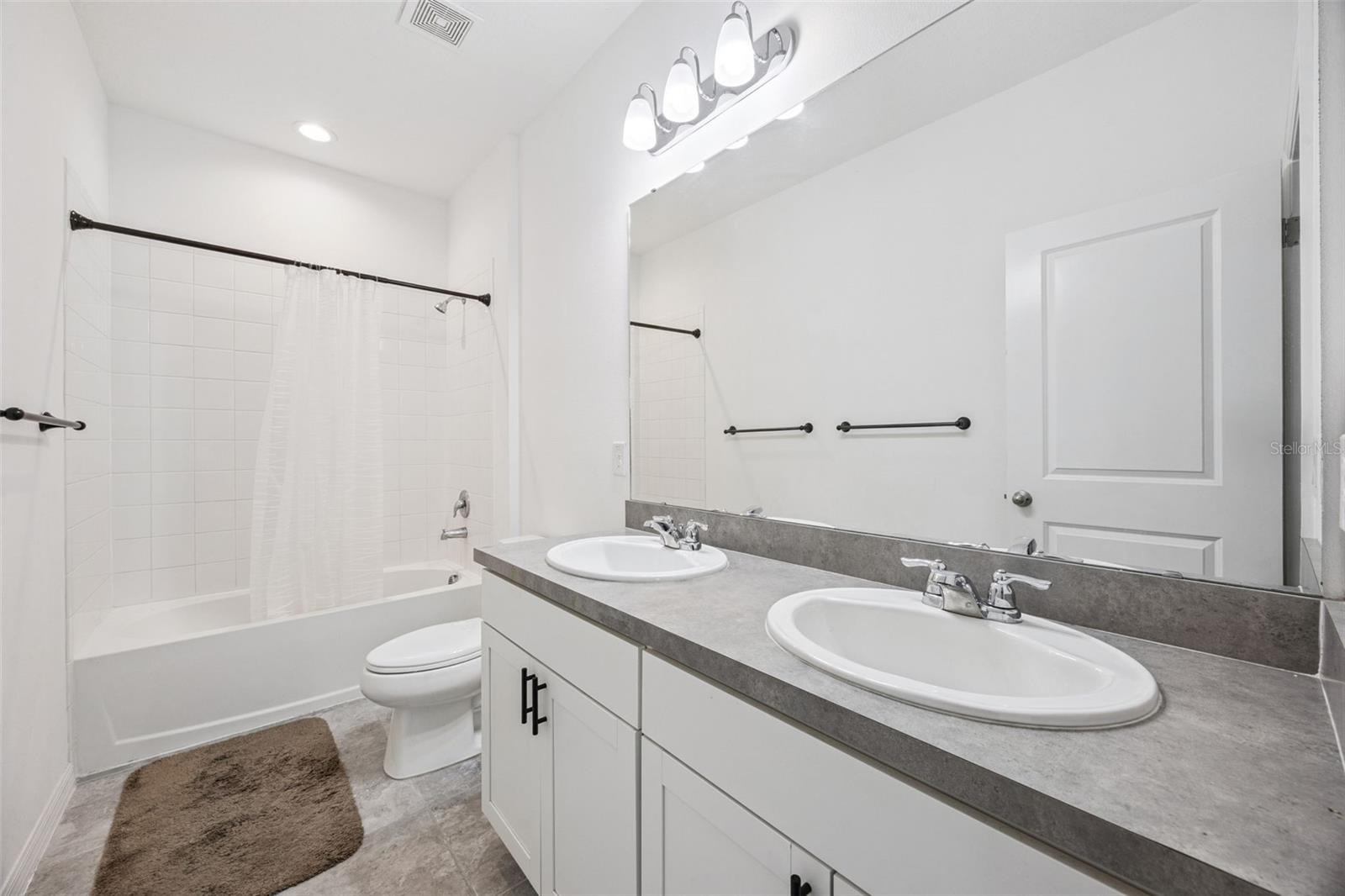 Image 34 of 61 For 2091 Brillante Drive