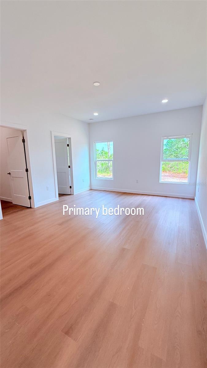 Image 11 of 16 For 660 Seneca Drive Nw