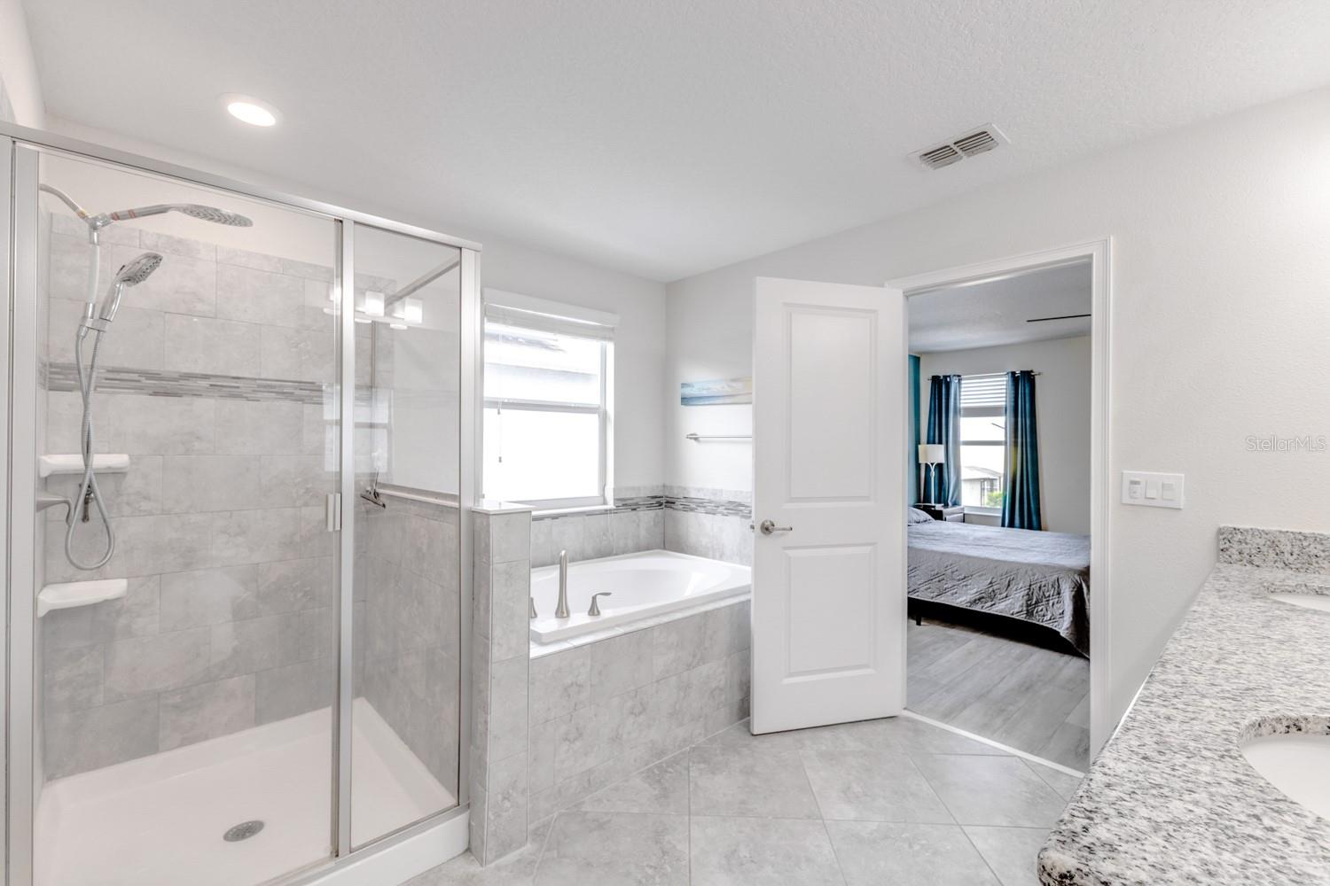 Image 26 of 38 For 11813 Ginsberg Place