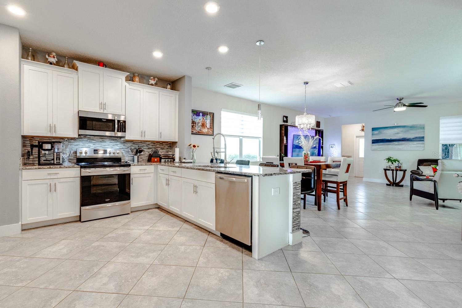 Image 9 of 38 For 11813 Ginsberg Place