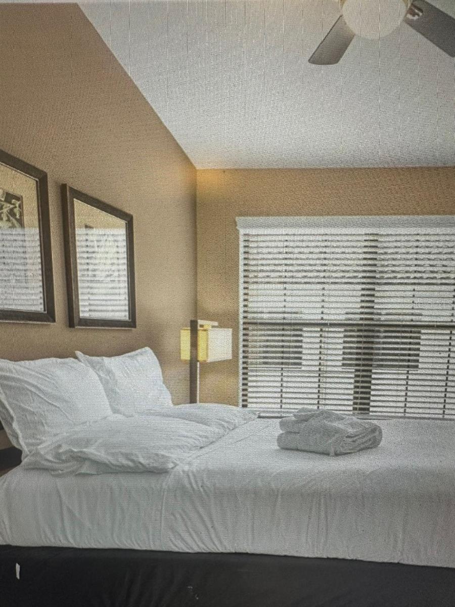 Image 11 of 17 For 14519 Damai Lane