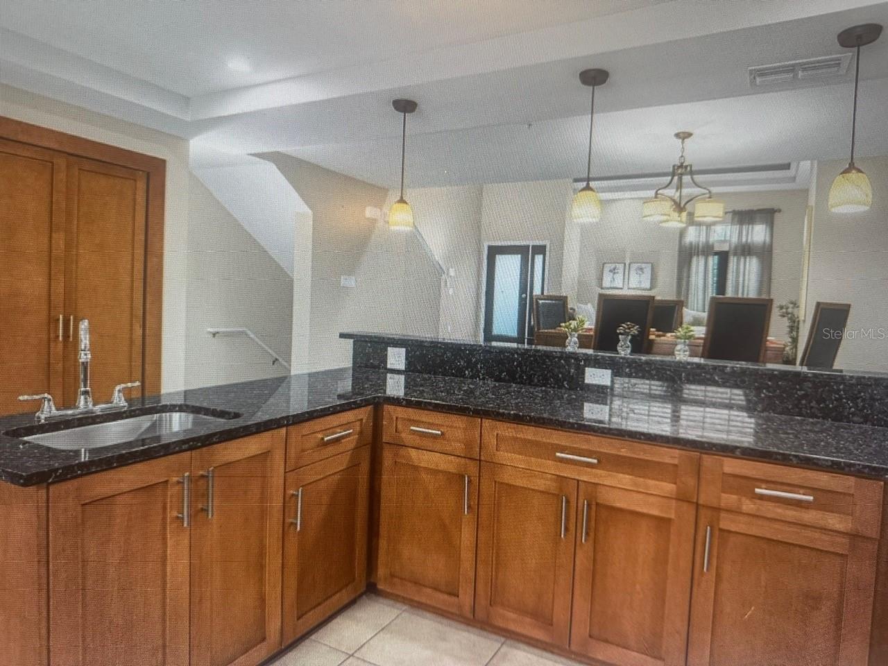 Image 4 of 17 For 14519 Damai Lane