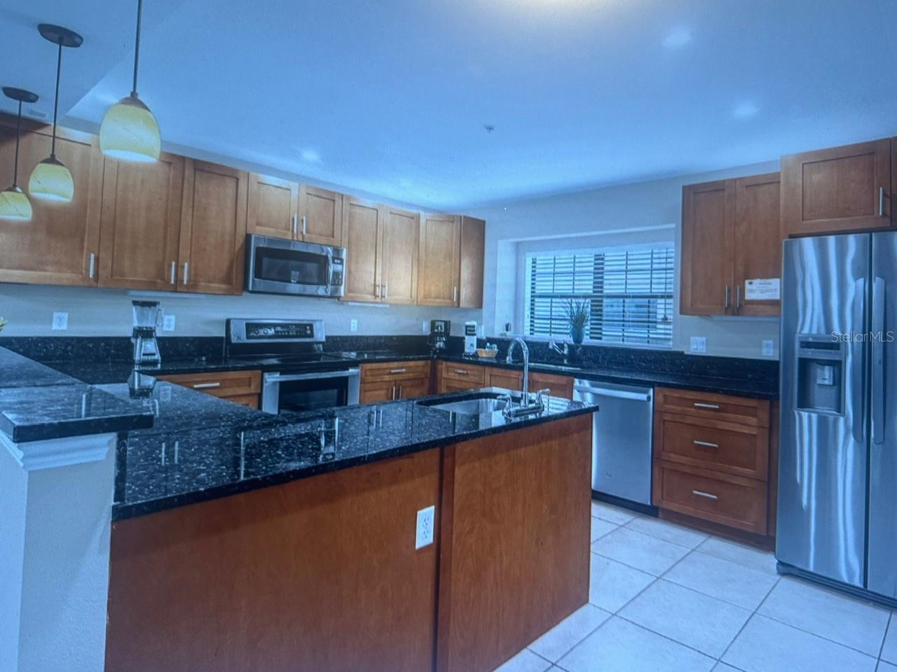 Image 5 of 17 For 14519 Damai Lane