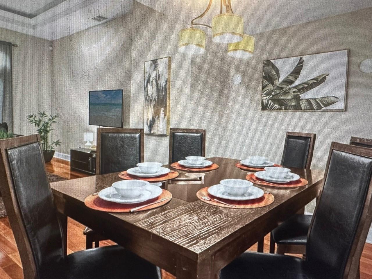 Image 7 of 17 For 14519 Damai Lane