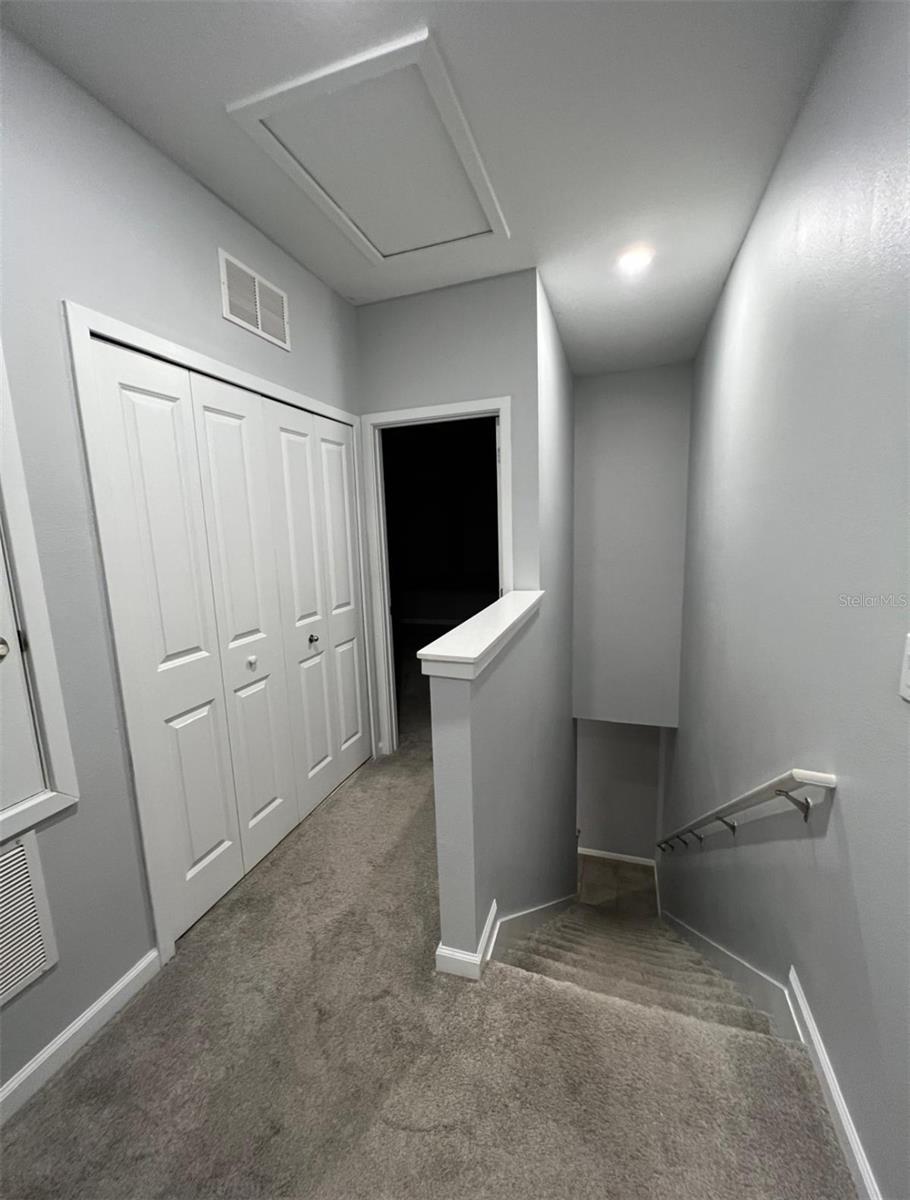 Image 5 of 9 For 9036 Tecumseh Drive