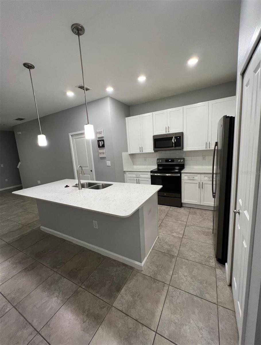 Image 8 of 9 For 9036 Tecumseh Drive