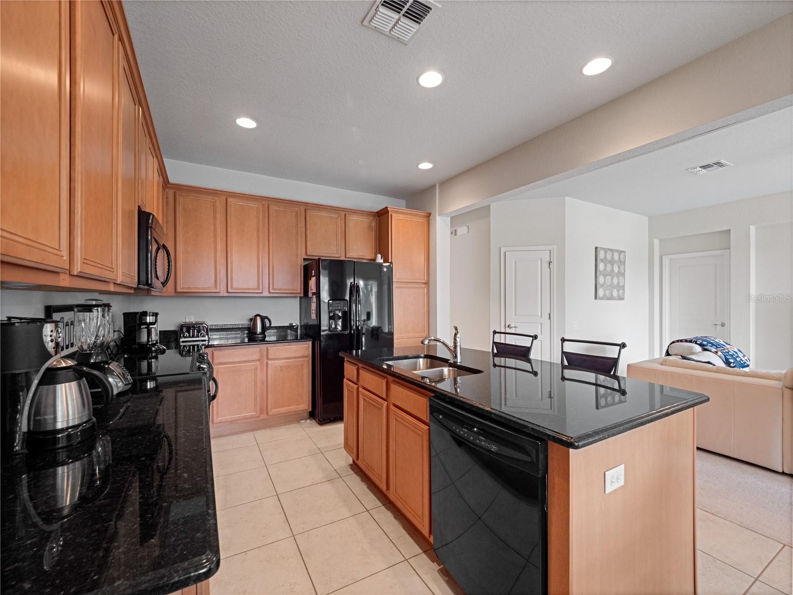 Image 7 of 47 For 7616 Colbury Avenue