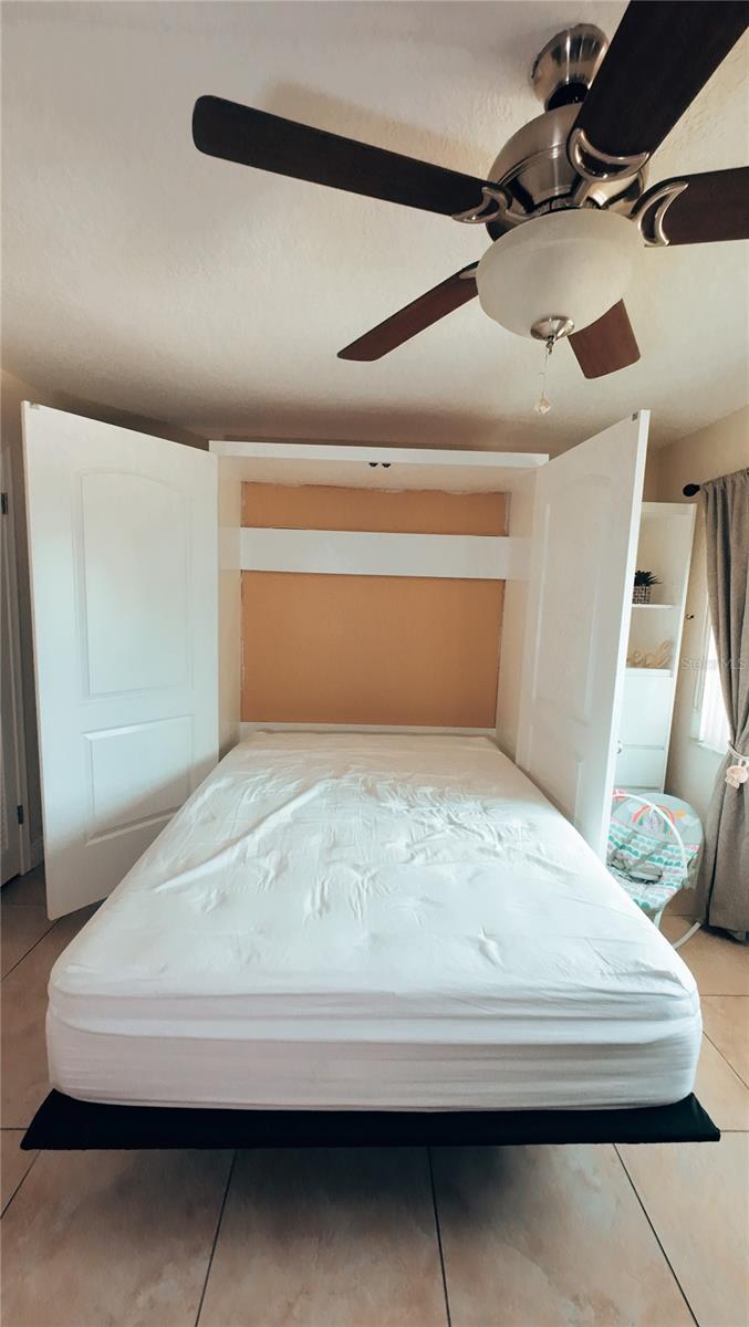 Image 12 of 53 For 8901 Hollybrook Blvd  304