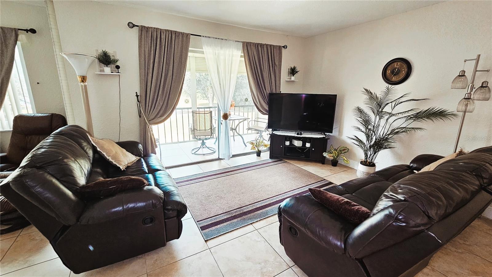 Image 2 of 53 For 8901 Hollybrook Blvd  304