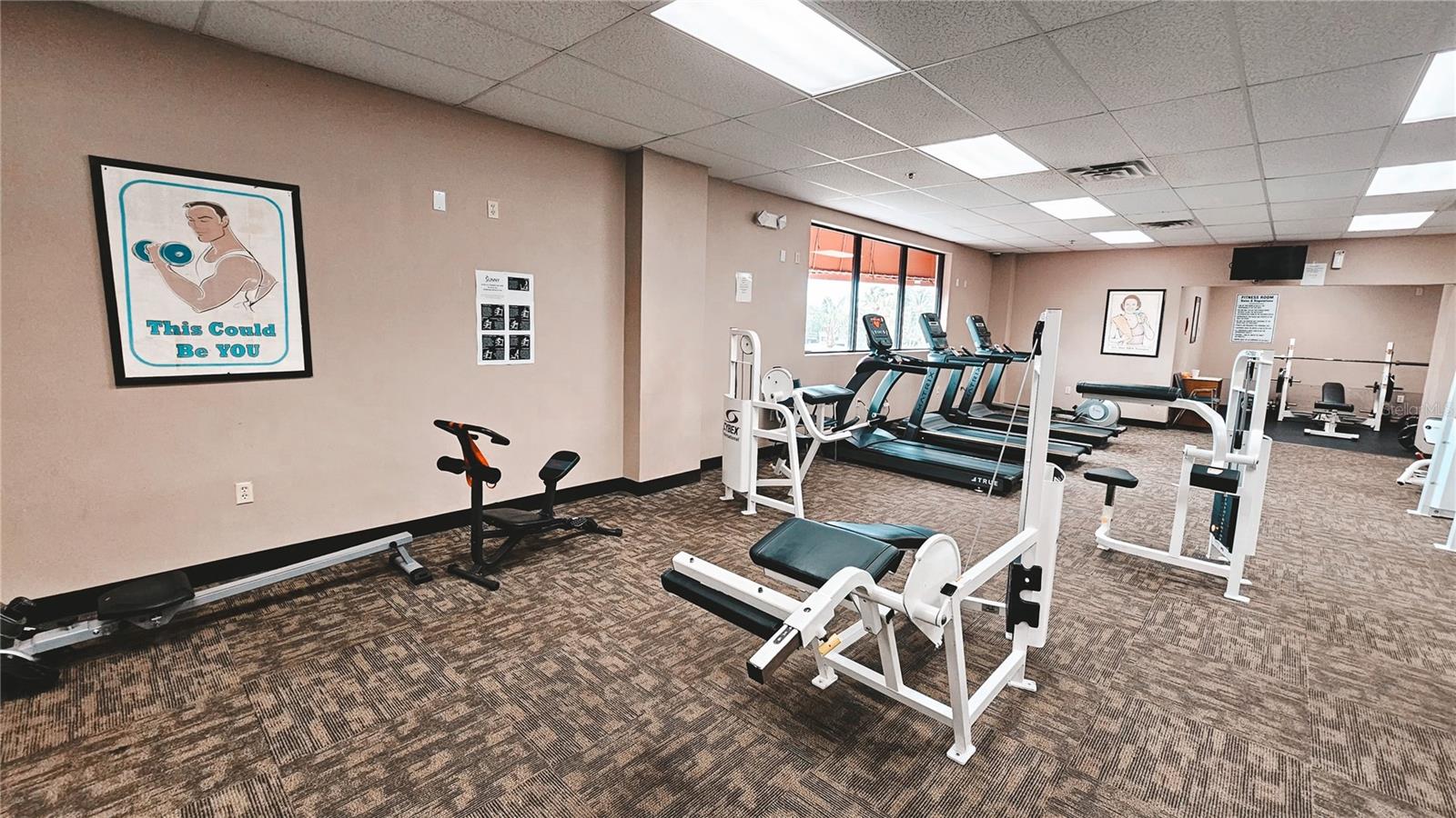 Image 30 of 53 For 8901 Hollybrook Blvd  304