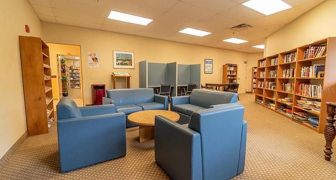 Image 49 of 53 For 8901 Hollybrook Blvd  304