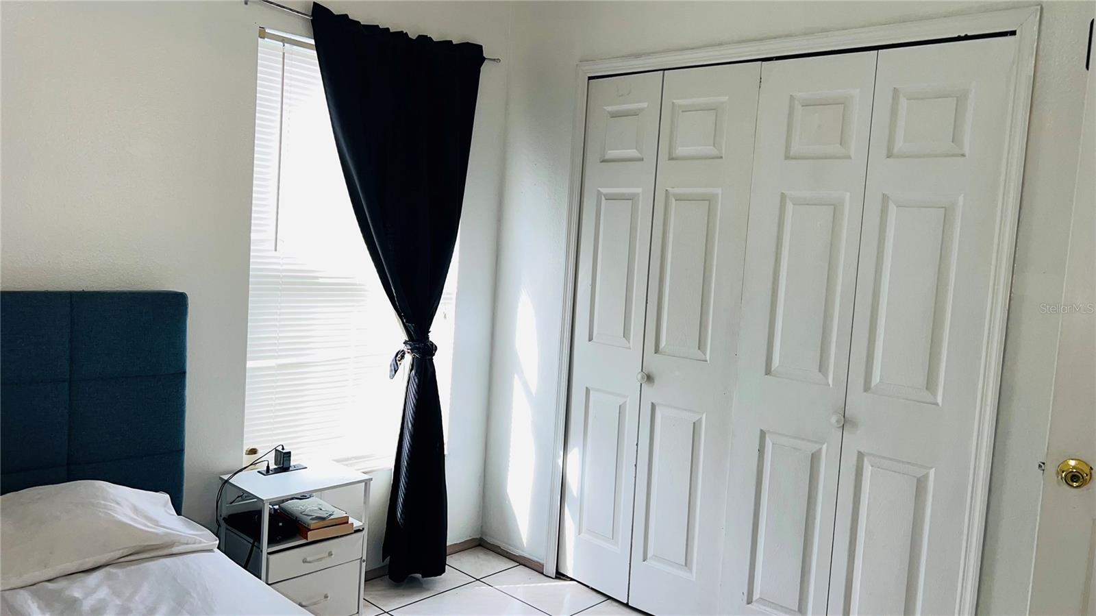 Image 19 of 32 For 7844 Sagebrush Place