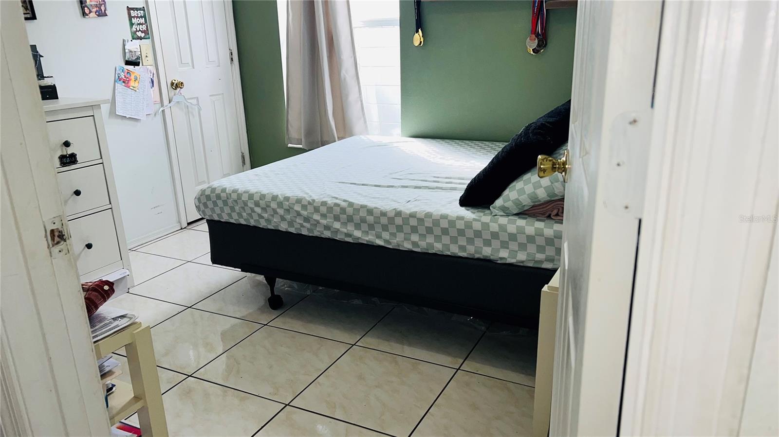 Image 20 of 32 For 7844 Sagebrush Place