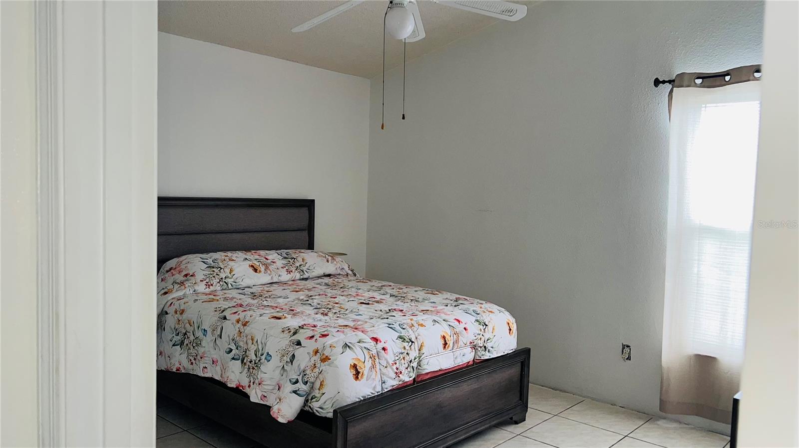 Image 23 of 32 For 7844 Sagebrush Place