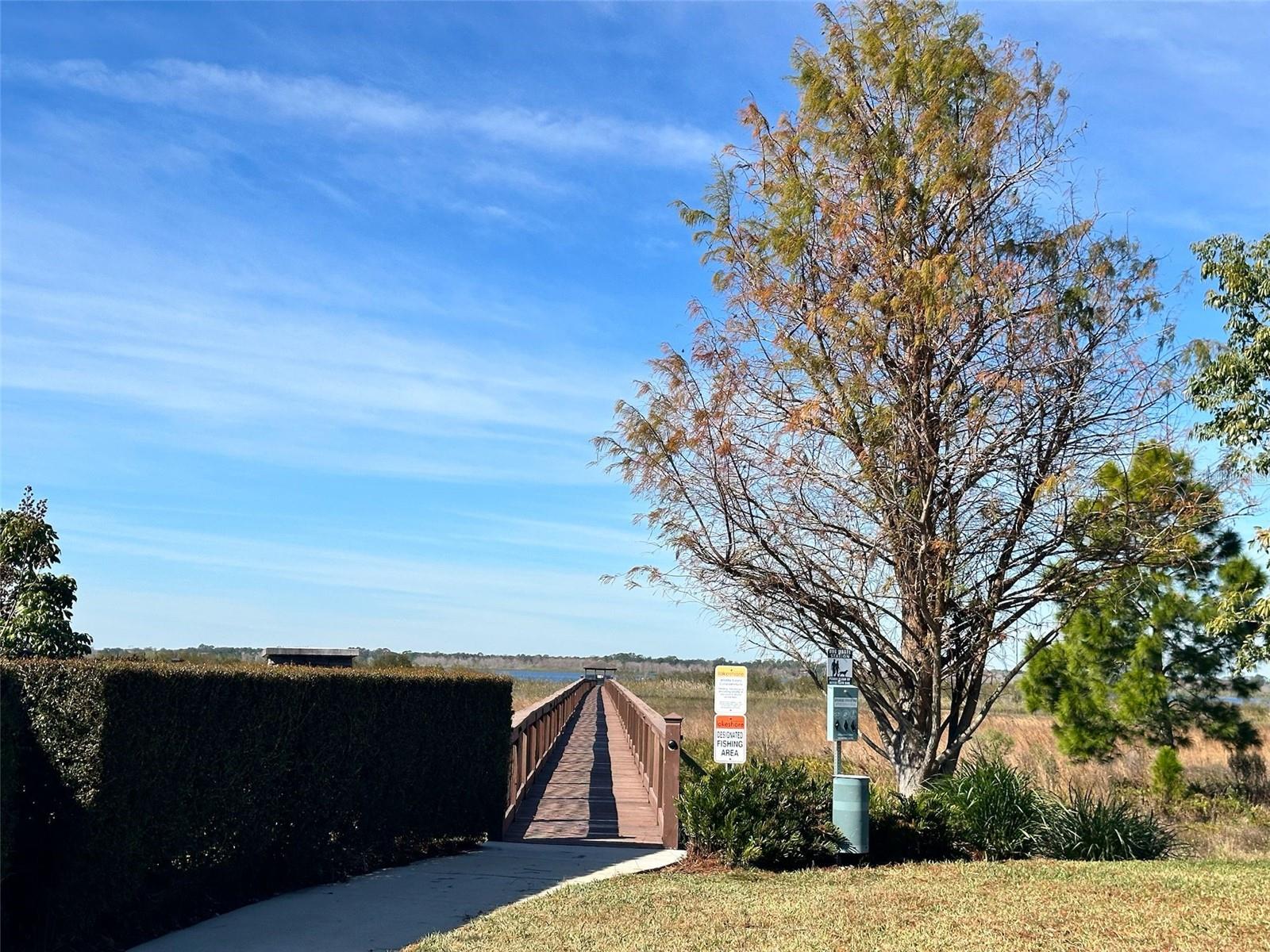 Image 24 of 27 For 2677 Mead Avenue