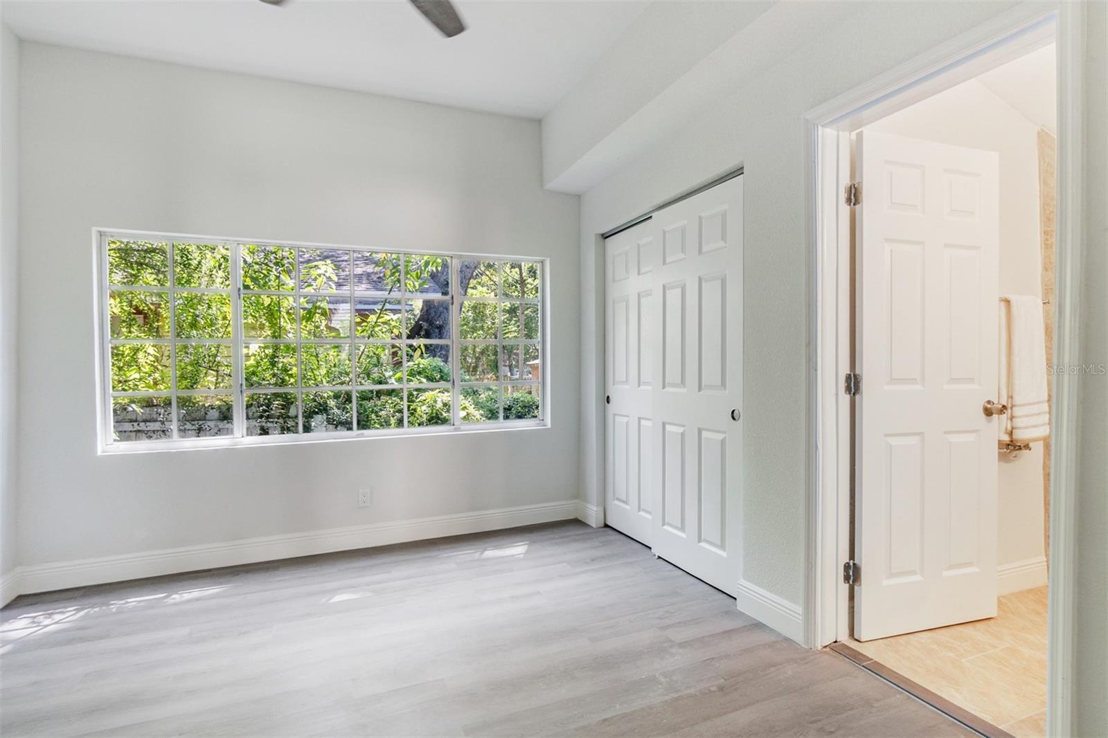 Image 22 of 23 For 703 Lake Avenue