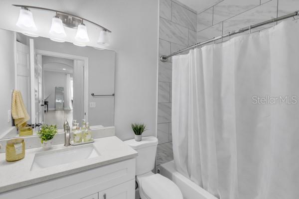 Image 33 of 44 For 721 Hardwood Circle