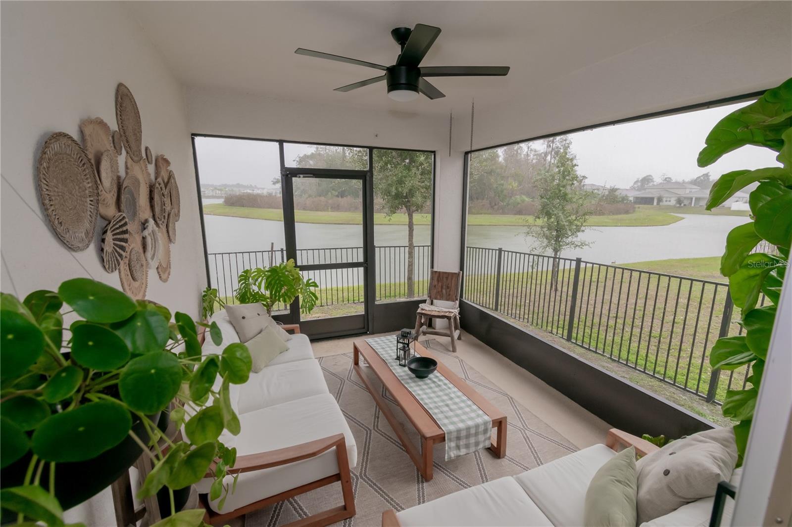 Image 9 of 29 For 5146 Royal Point Avenue