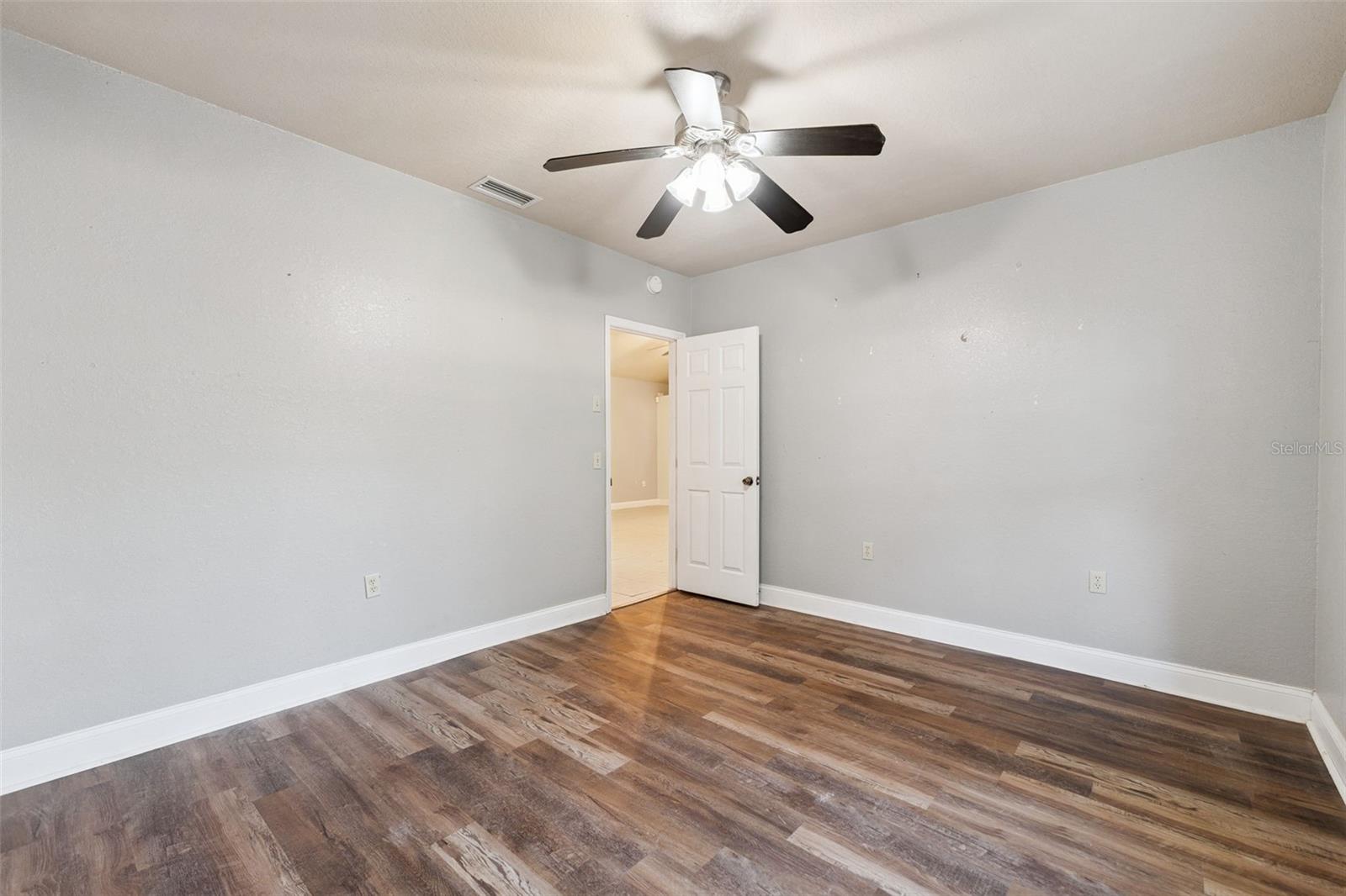 Image 7 of 20 For 604 Belmar Street