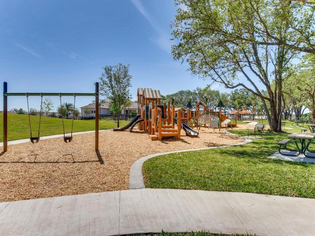 Image 16 of 18 For 1550 Diamond Loop Drive