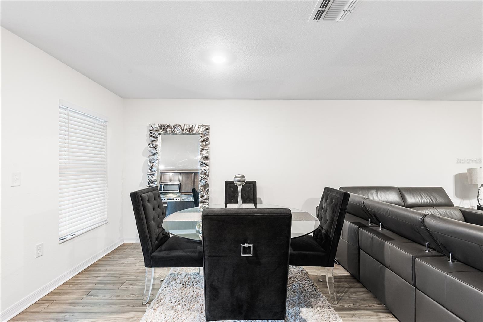 Image 12 of 24 For 5327 New Friendship Place