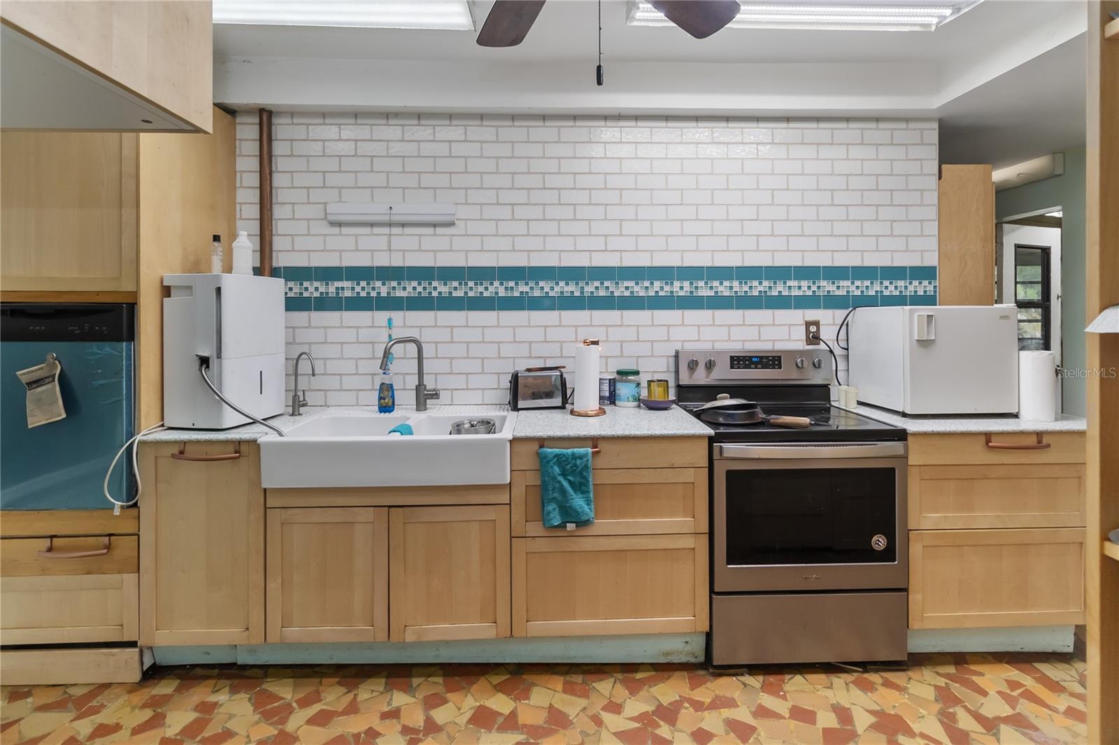 Image 10 of 38 For 1730 Neptune Road