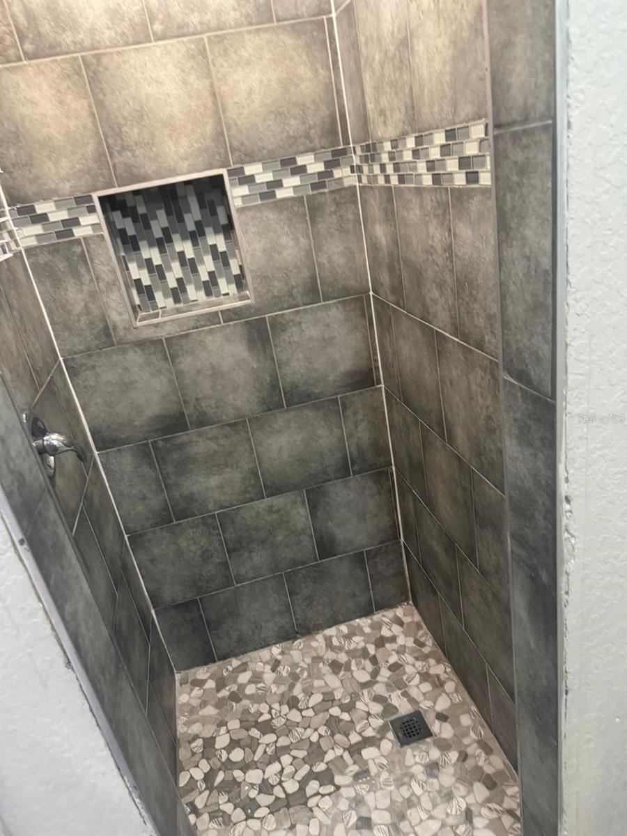 Image 17 of 22 For 4781 Piedmont Court