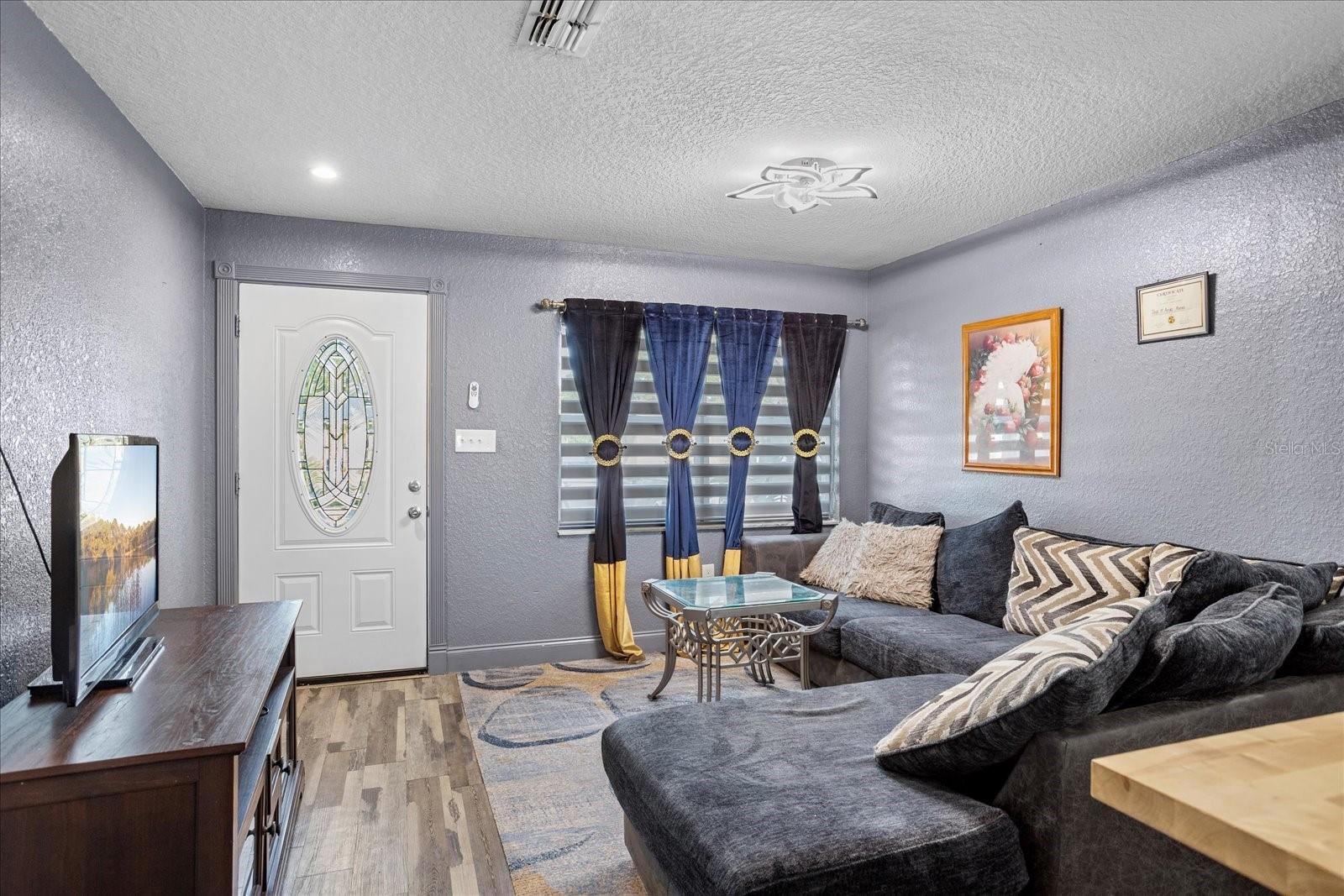 Image 5 of 22 For 4781 Piedmont Court