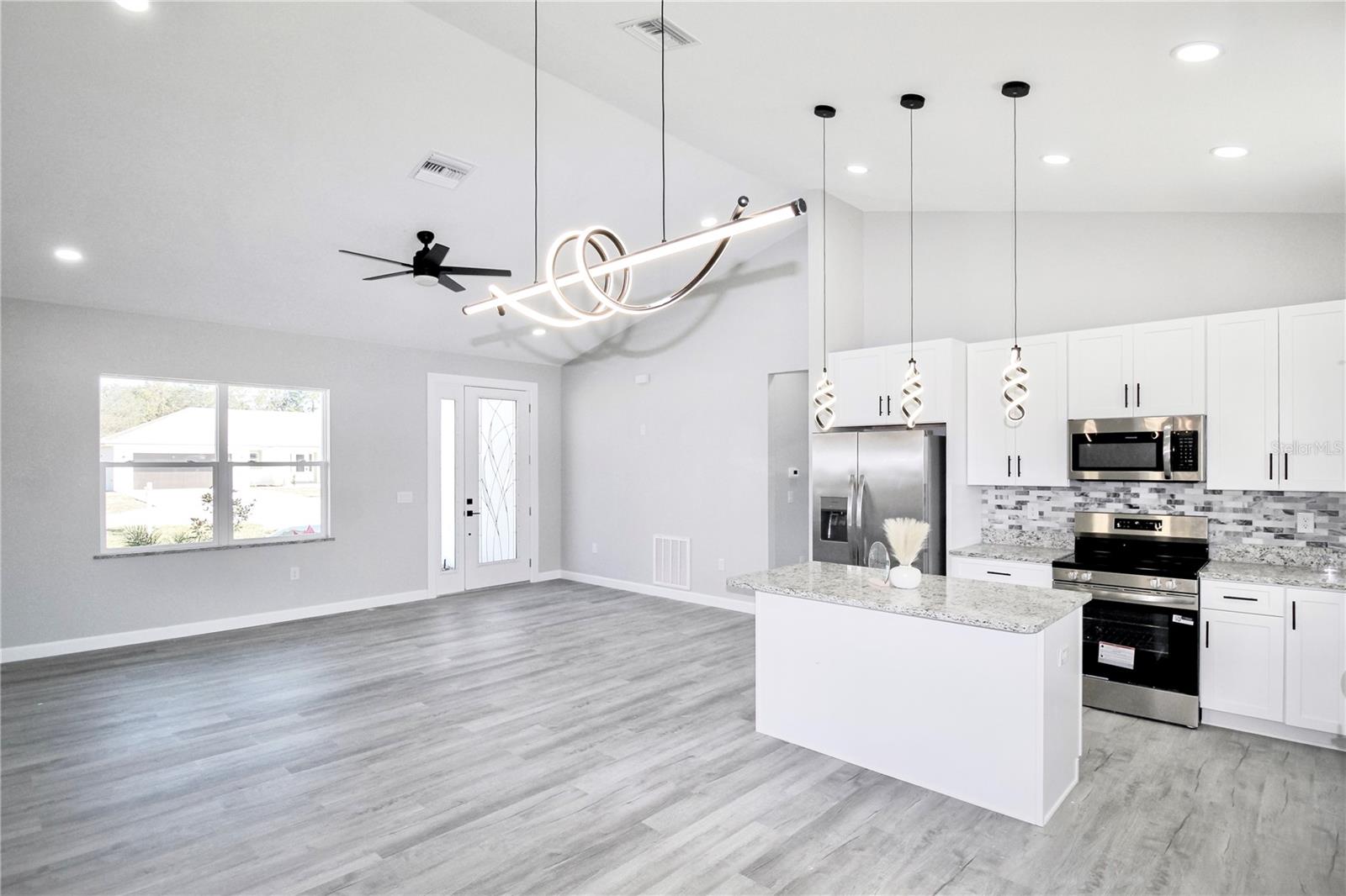 Image 4 of 38 For 4625 Cortez Boulevard