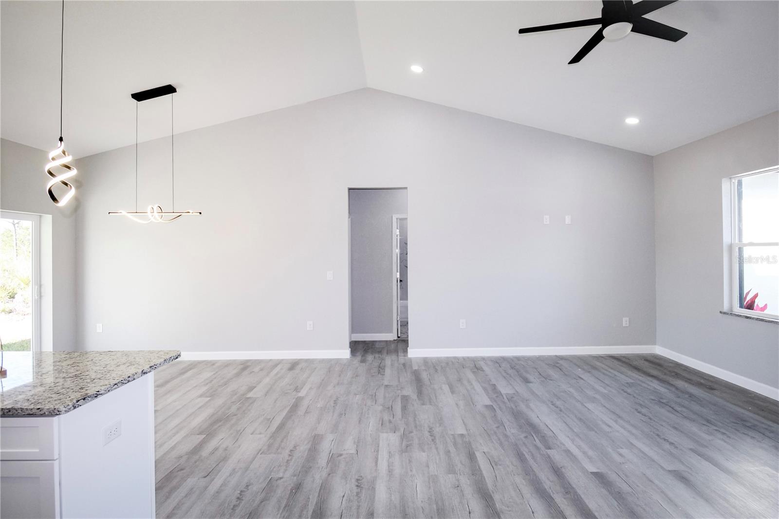 Image 5 of 38 For 4625 Cortez Boulevard