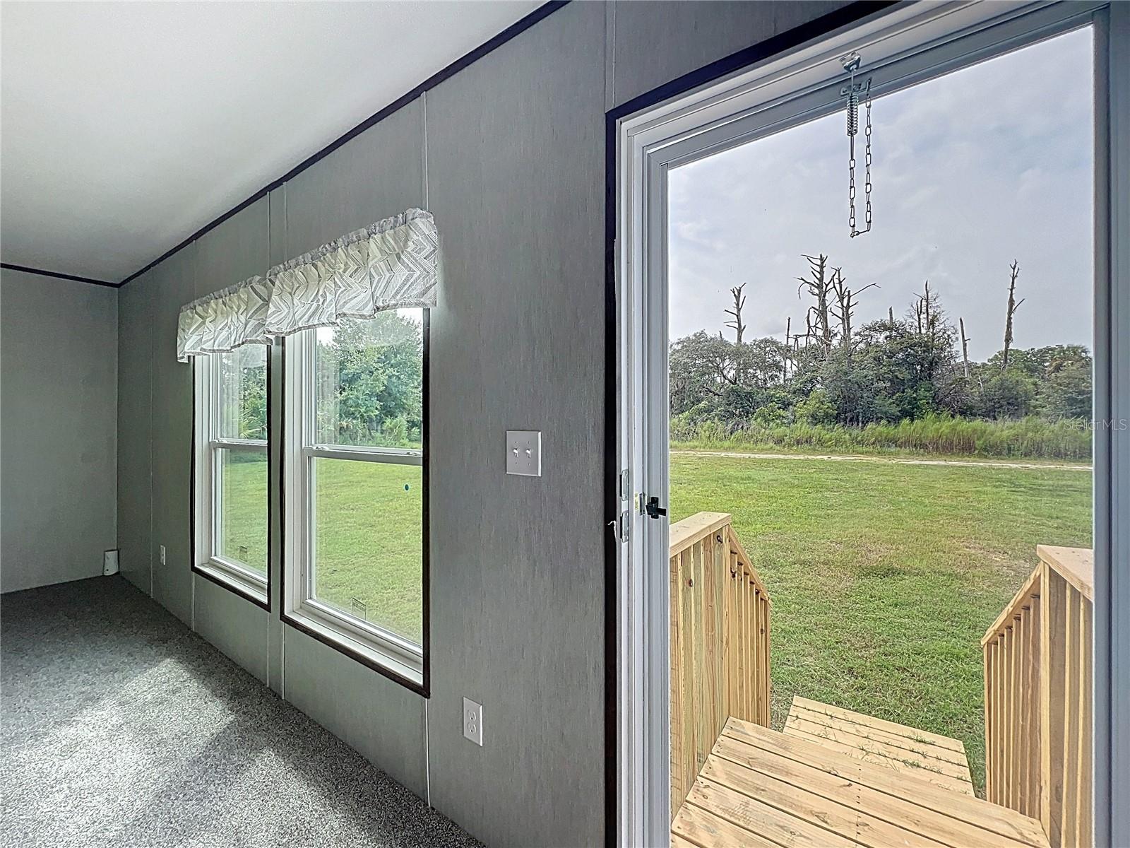 Image 12 of 52 For 8969 Candleglow Street