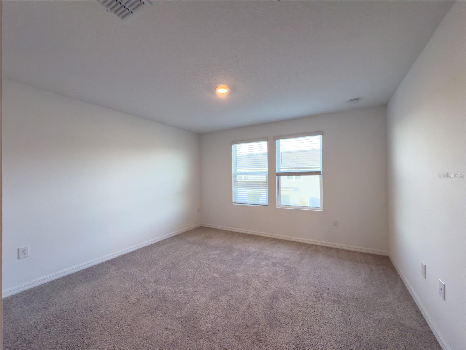 Image 23 of 32 For 5060 Spangle Drive