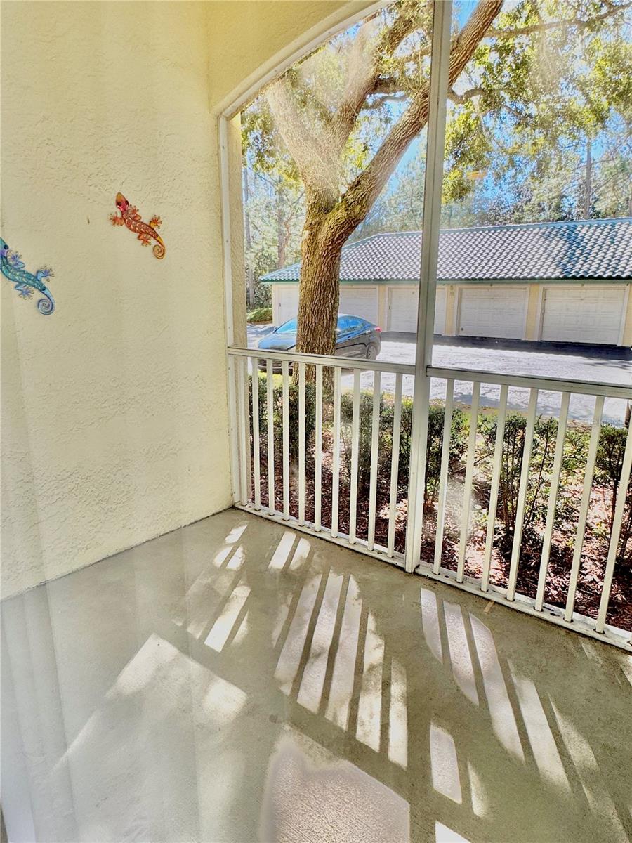 Image 9 of 58 For 8834 Dunes Court 13 103