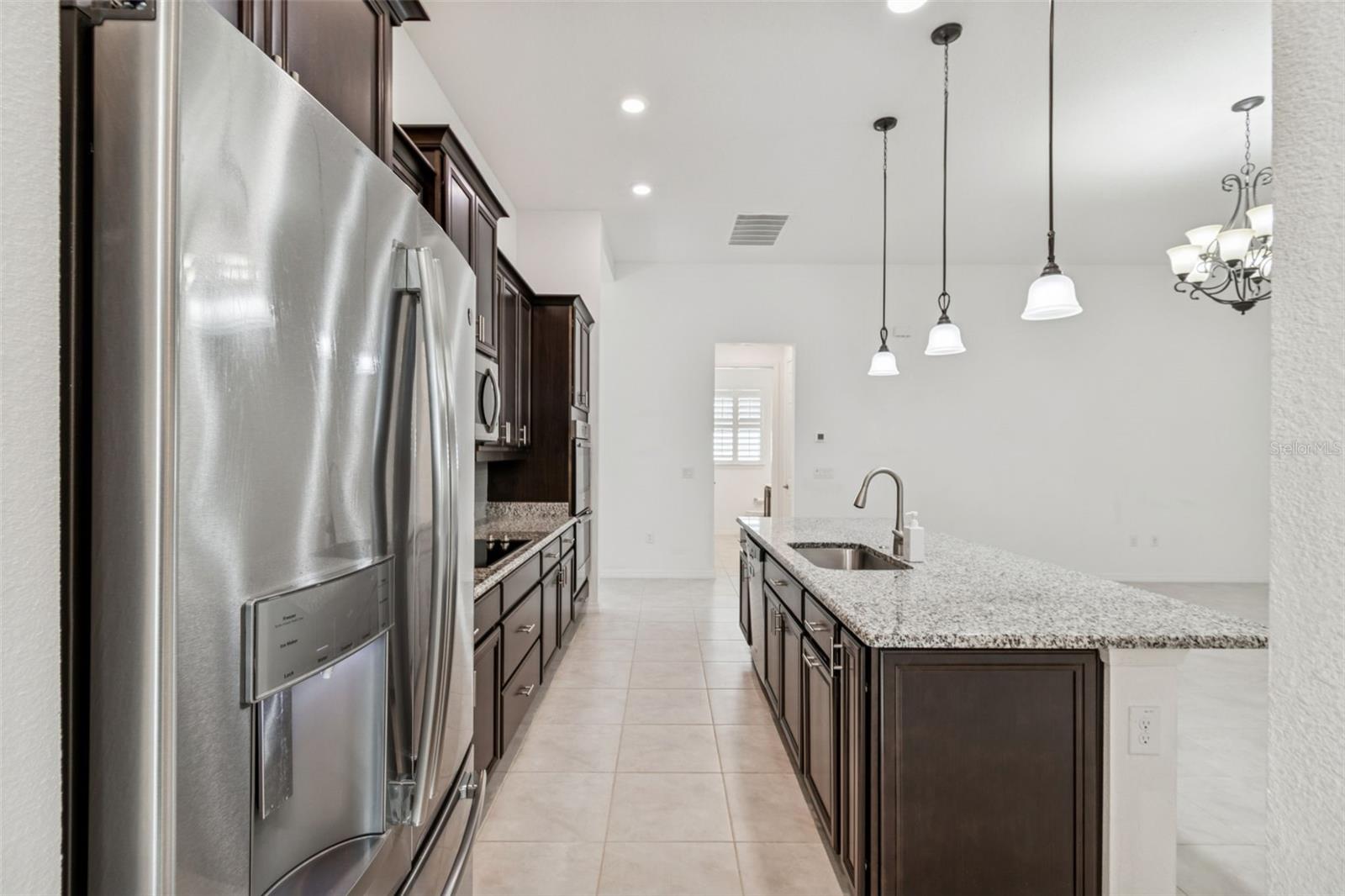 Image 9 of 41 For 711 San Joaquin Road