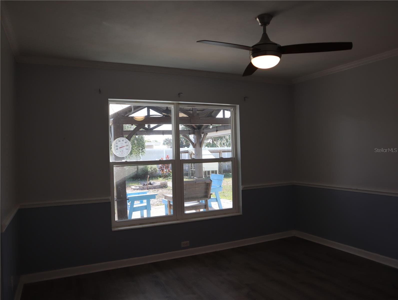 Image 12 of 26 For 940 Oleander Drive Se