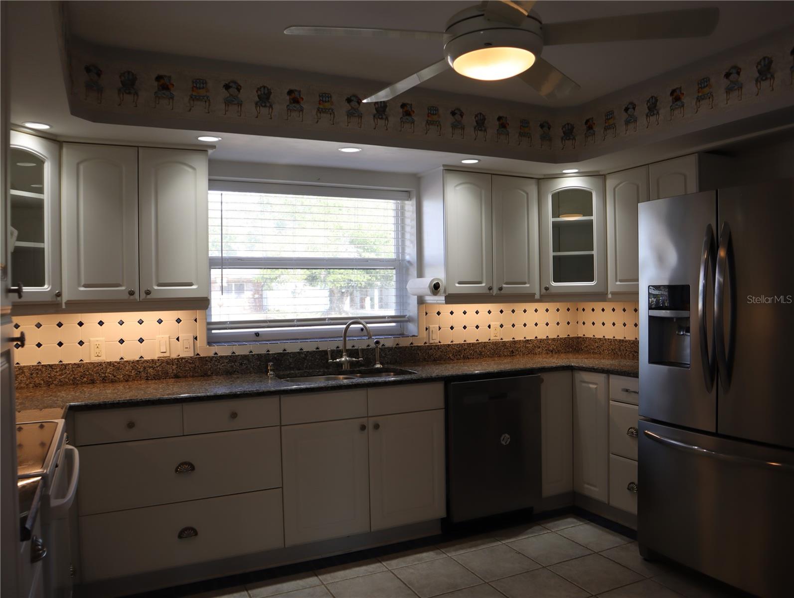 Image 14 of 26 For 940 Oleander Drive Se