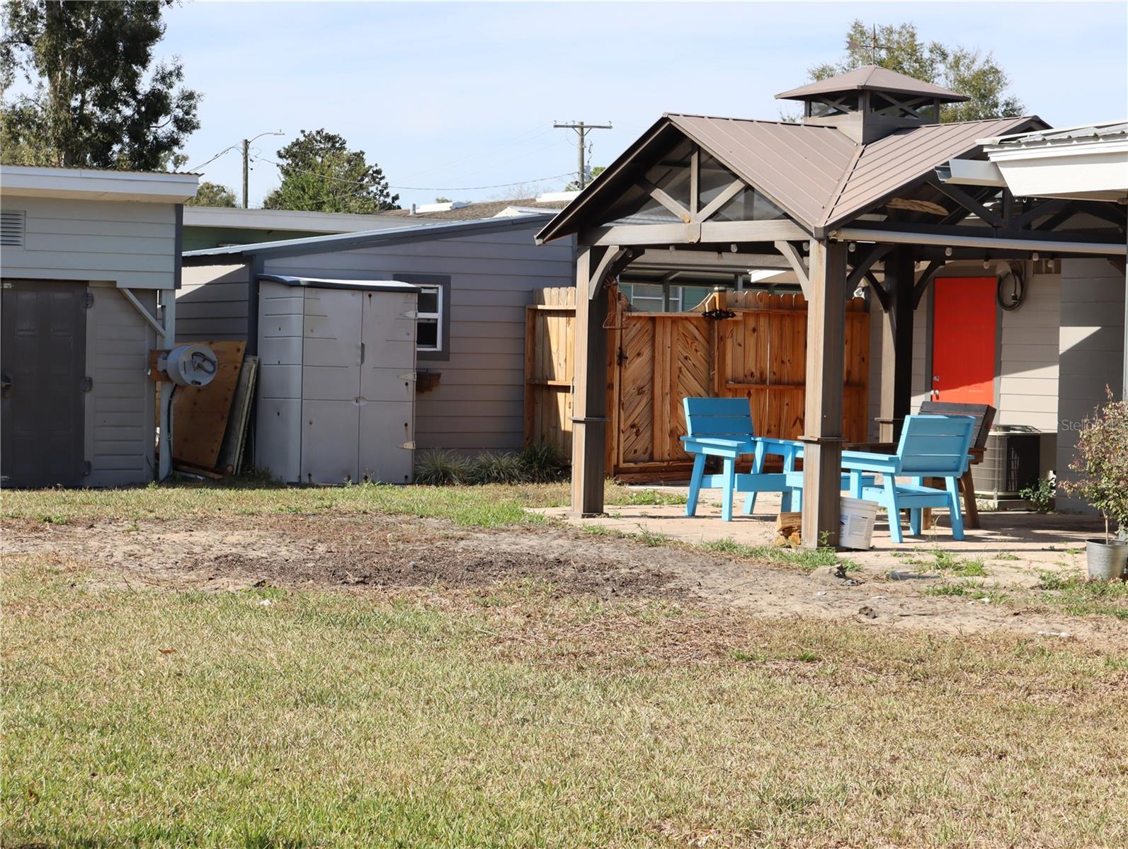 Image 23 of 26 For 940 Oleander Drive Se