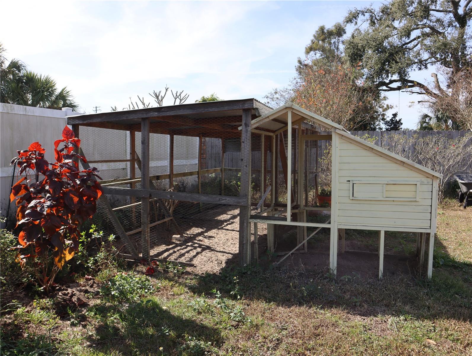 Image 25 of 26 For 940 Oleander Drive Se