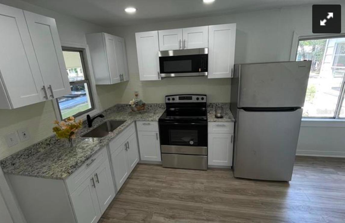 Image 2 of 12 For 807 Orchid Avenue