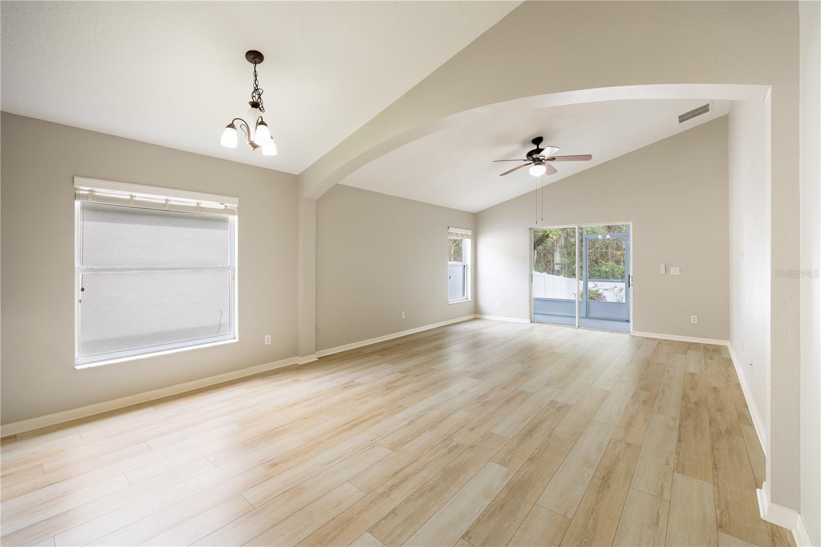 Image 10 of 42 For 9933 Portofino Drive