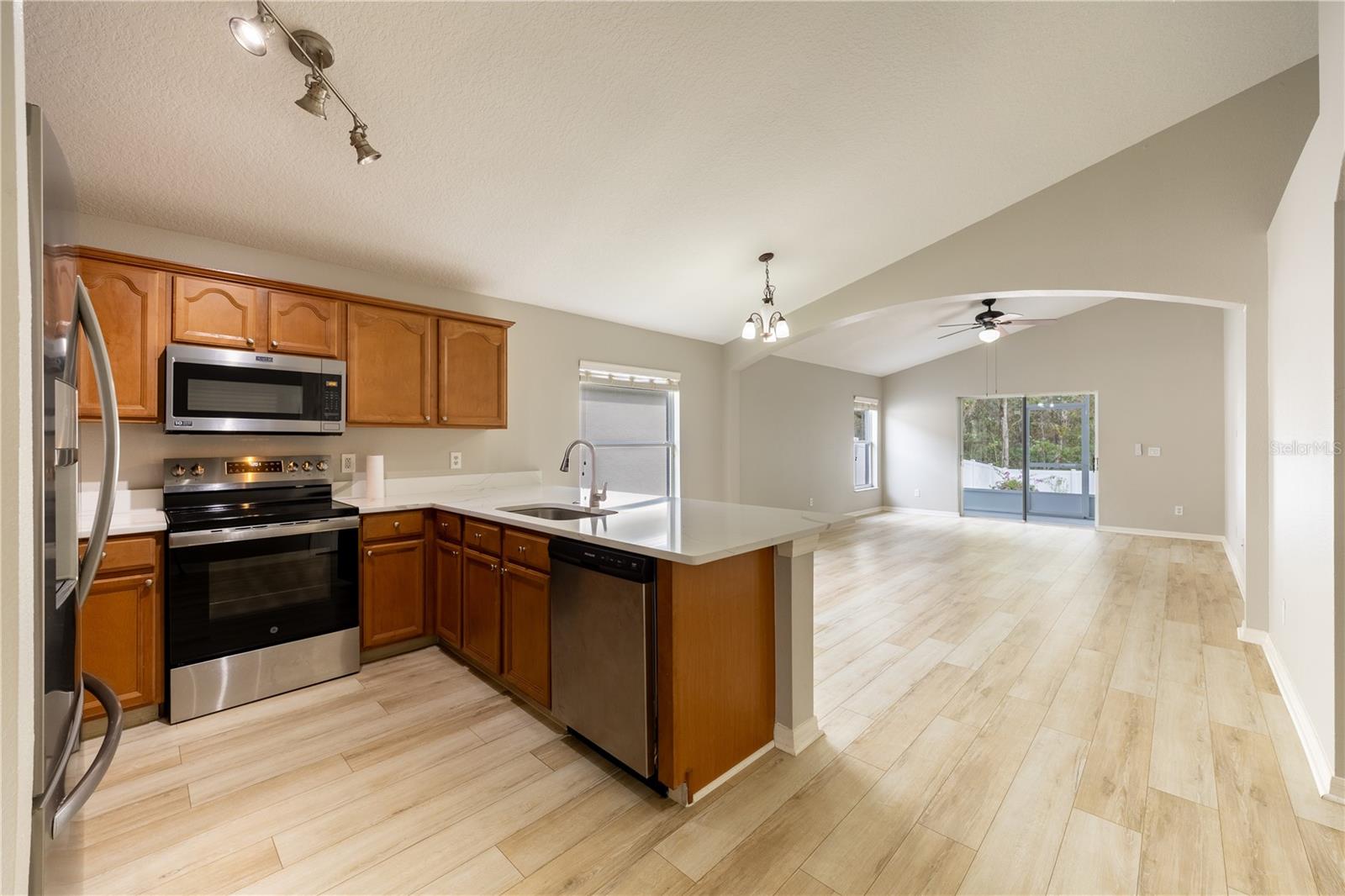 Image 15 of 42 For 9933 Portofino Drive