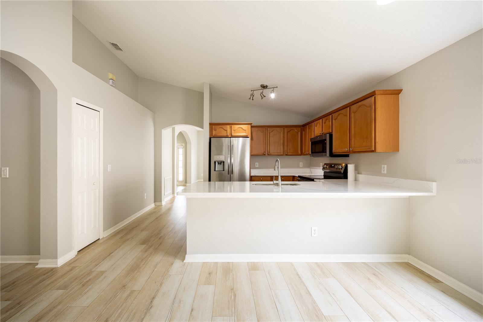 Image 16 of 42 For 9933 Portofino Drive