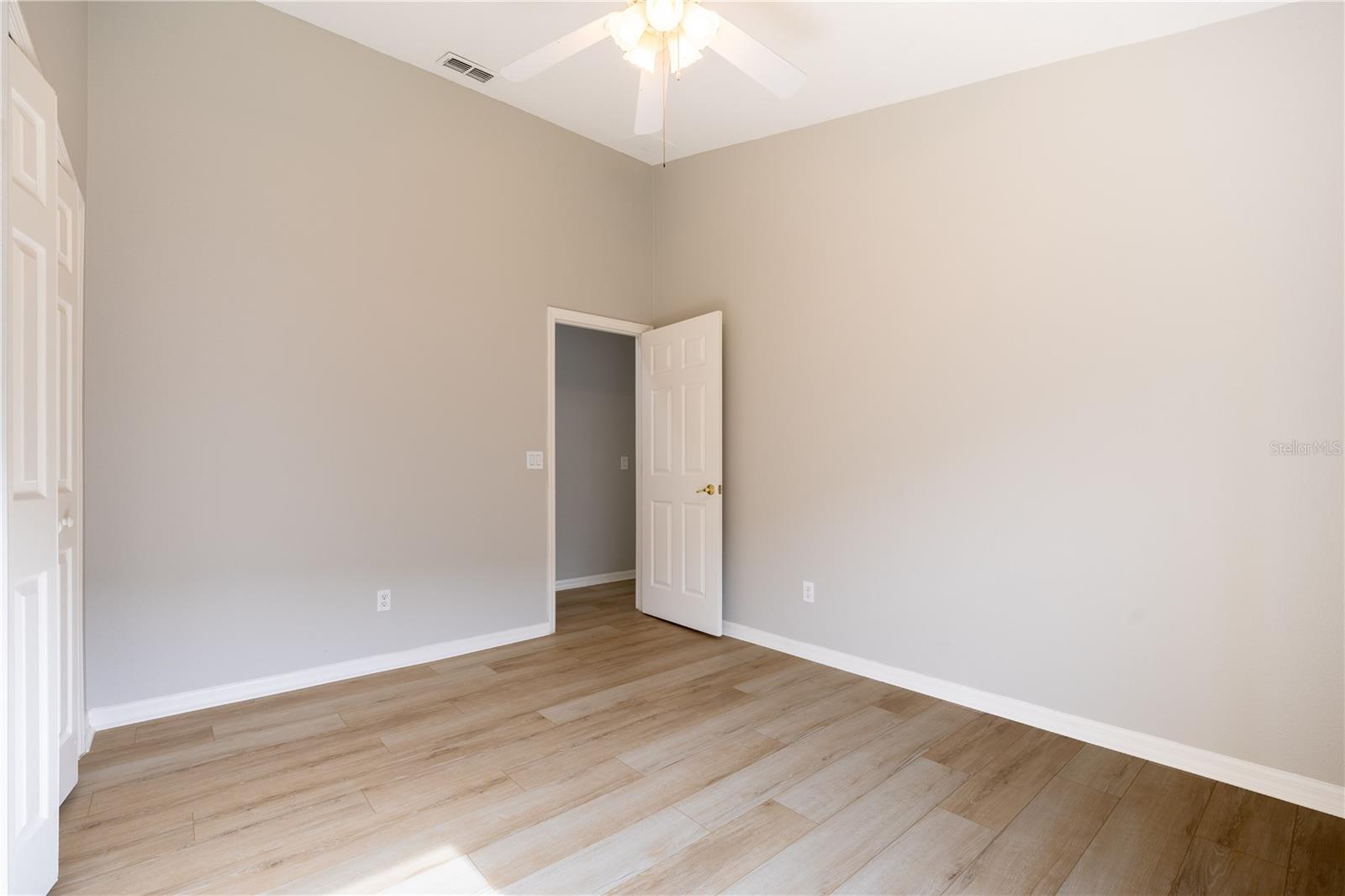 Image 32 of 42 For 9933 Portofino Drive