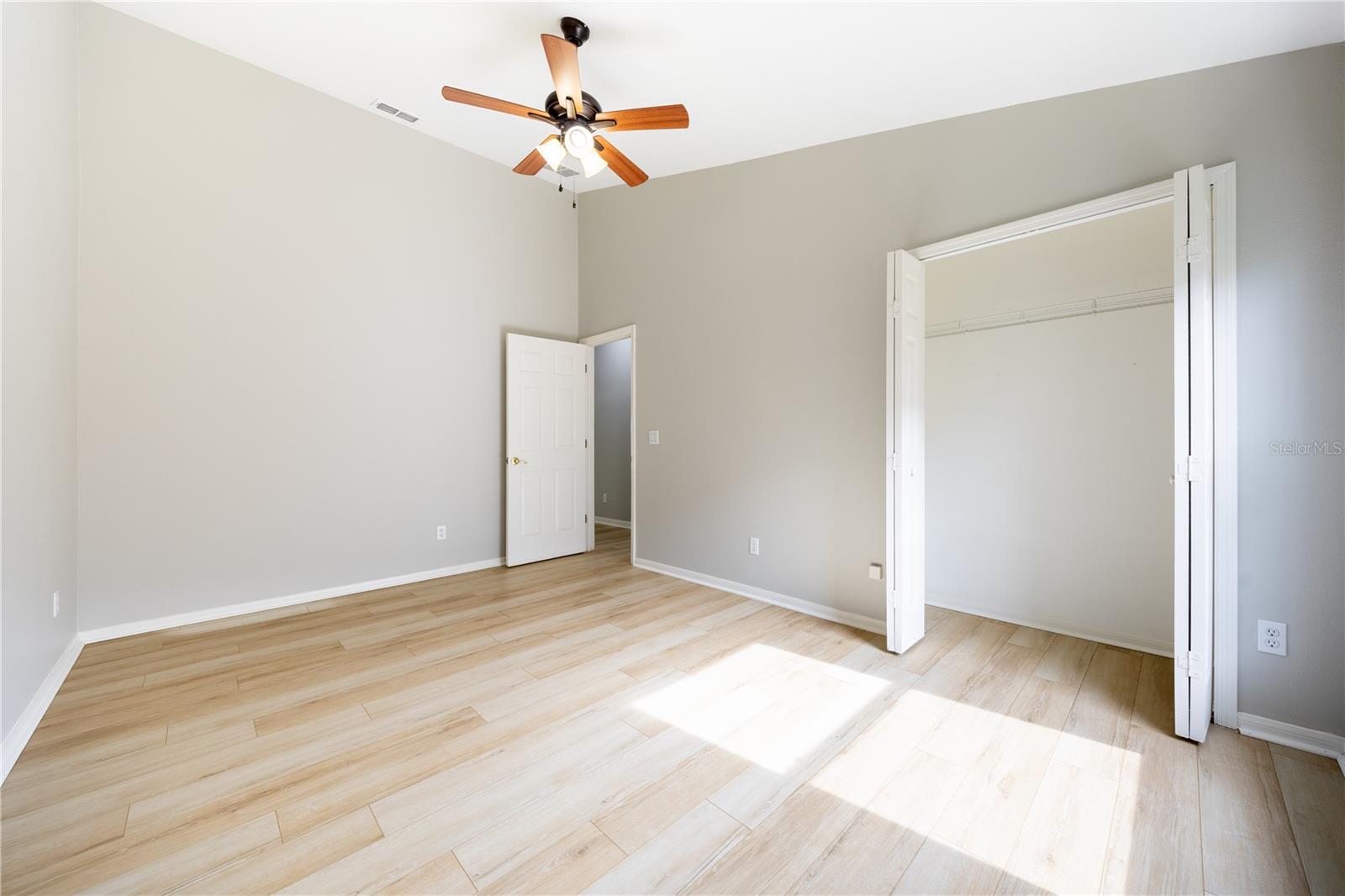 Image 34 of 42 For 9933 Portofino Drive