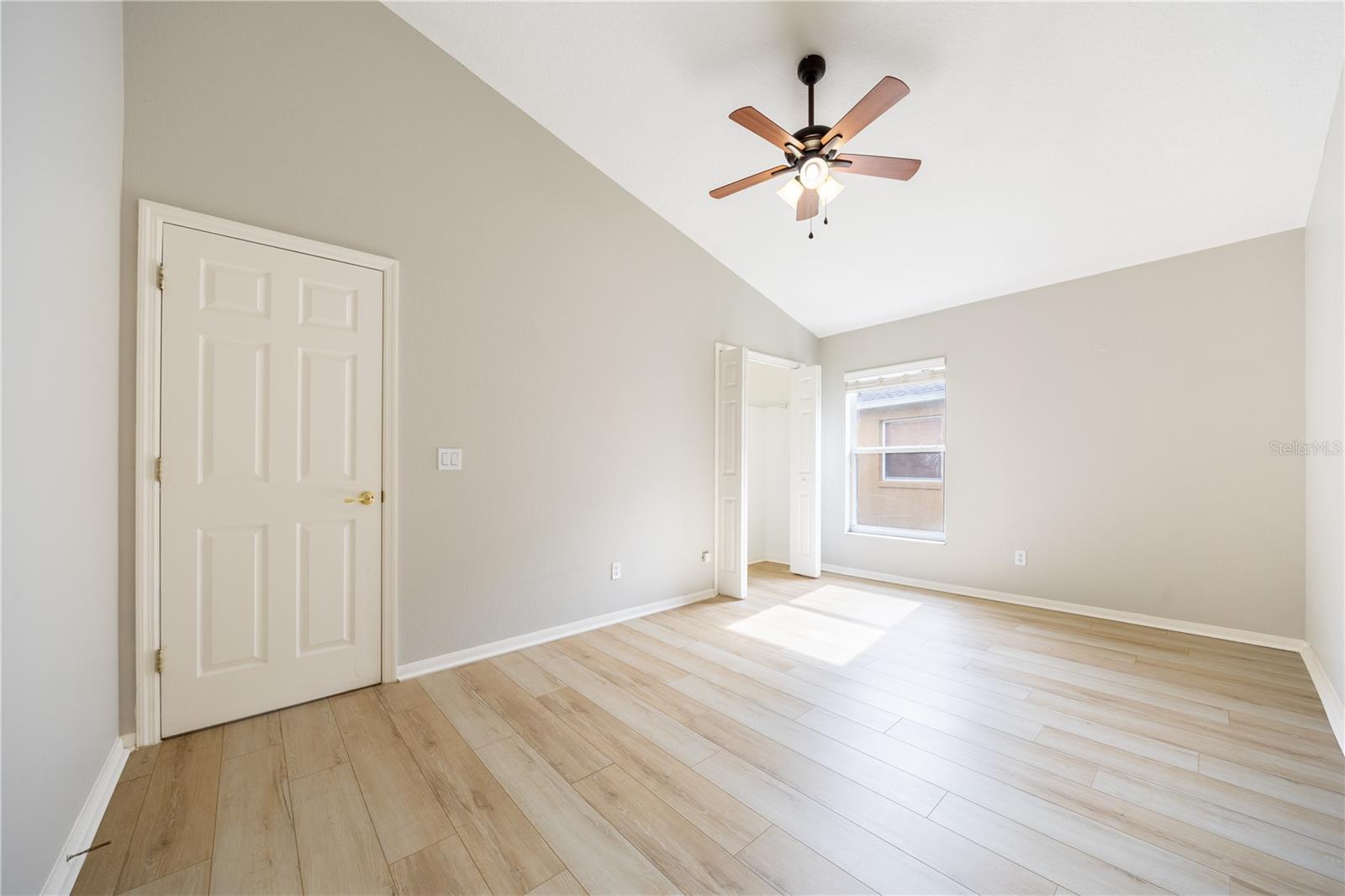 Image 35 of 42 For 9933 Portofino Drive