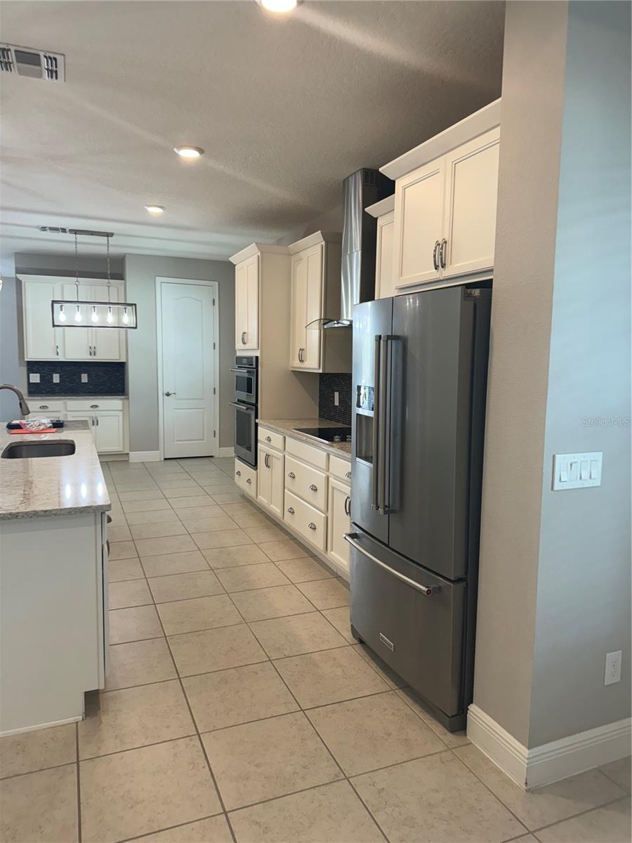 Image 12 of 42 For 6940 Bridgman Street