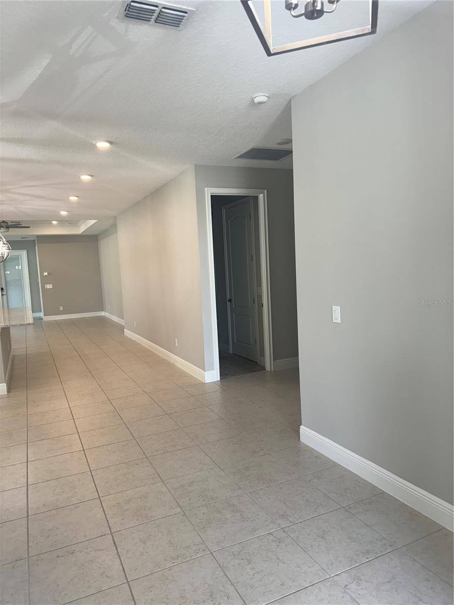 Image 5 of 42 For 6940 Bridgman Street